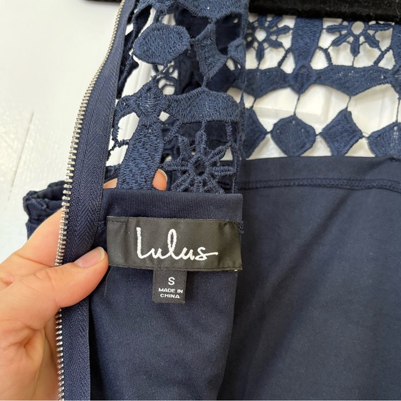 Lulus Pay Tribute crochet navy blue dress size size - Picture 6 of 9